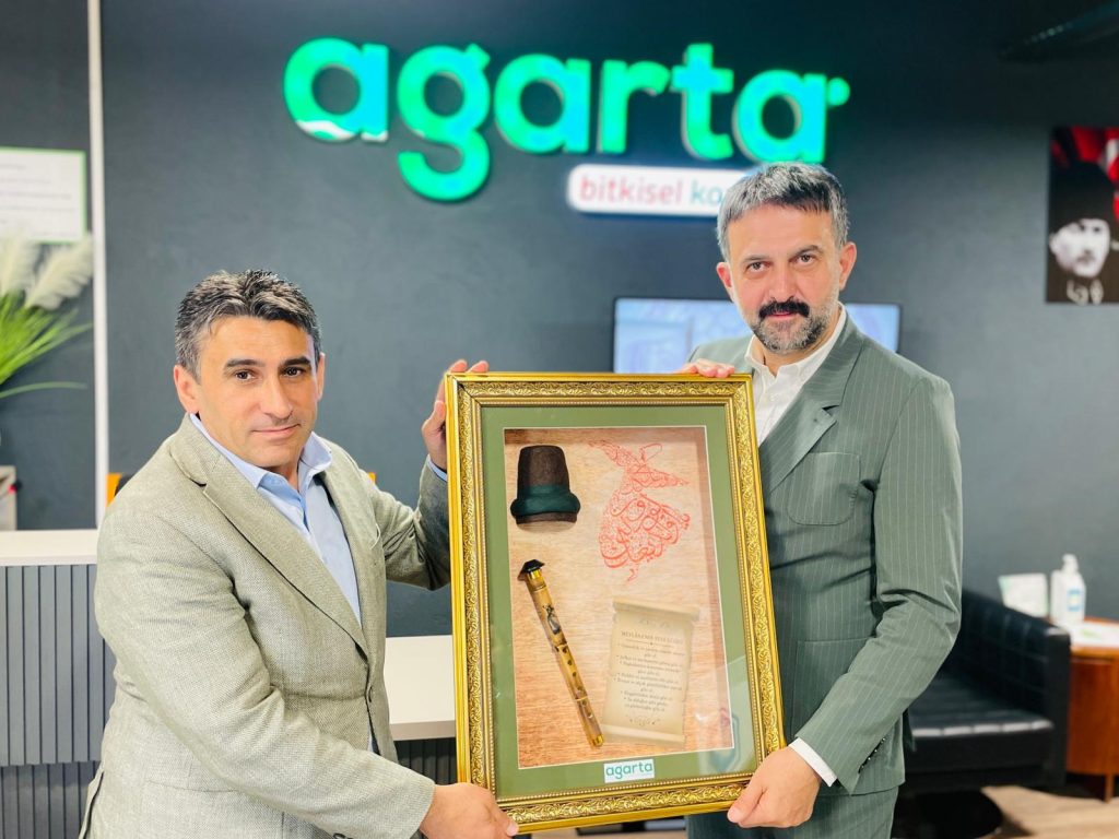 AKK Başkanı Halil İbrahim Yılmaz ve YK Üyeleri, Agarta Kozmetik Yönetim Kurulu Başkanı Aydın Yalçın ve Genel Müdür Eray Örün’ü Ziyaret Etti — fotoğraf 3