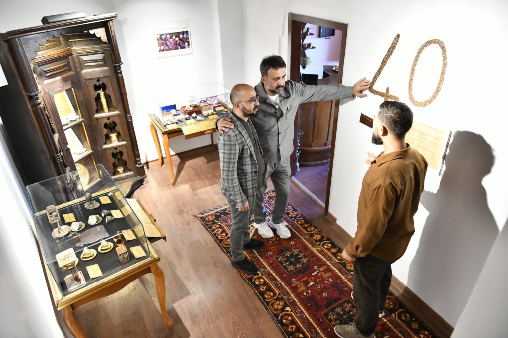 Ankara Kent Konseyi Başkanı Halil İbrahim Yılmaz, Gürkan Plak 1970 Ziyaret Etti. — fotoğraf 15