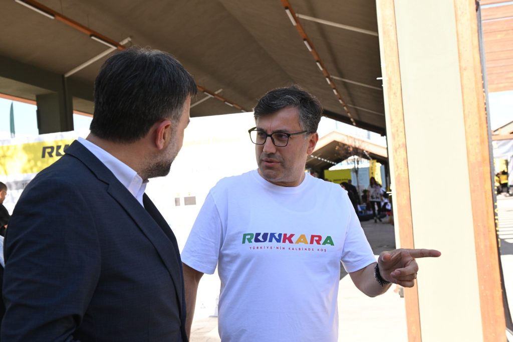 Runkara Yarı Maratonu: Başkentte Rekor Katılım ve Dayanışma Rüzgarı! — fotoğraf 21