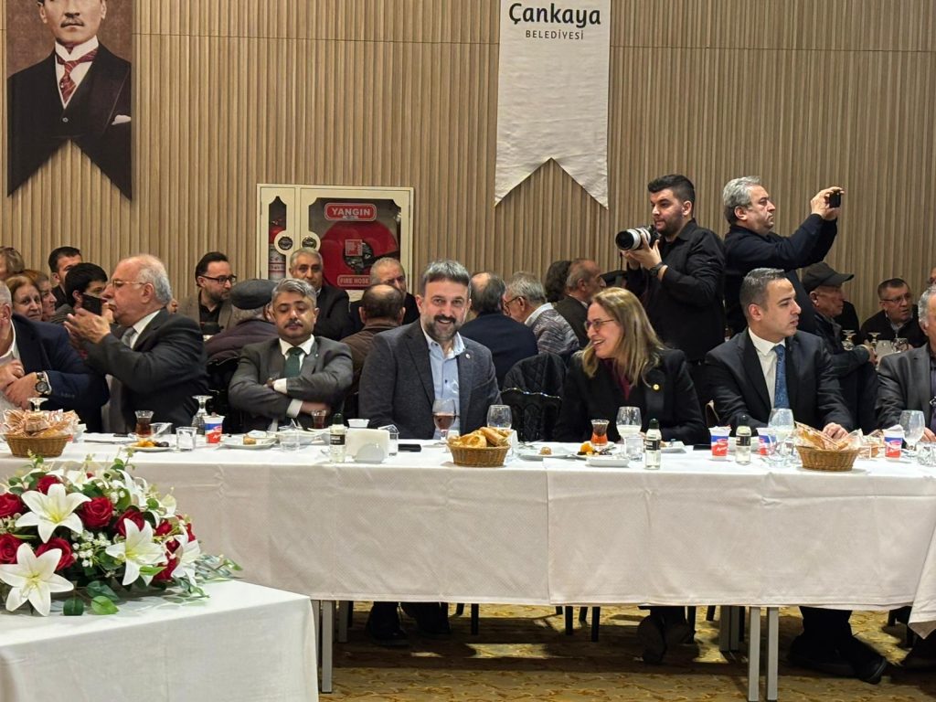 AKK Başkanı Halil İbrahim Yılmaz, Amatör Spor Kulüplerinin Düzenlediği İftar Programına Katıldı — fotoğraf 5