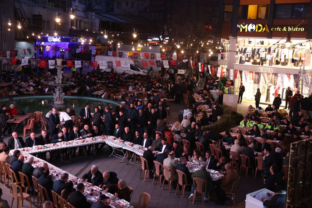 Çankaya Belediyesi, AKK Esnaf Meclisi ve KIZİAD’ın Düzenlediği İftar Programı — fotoğraf 3