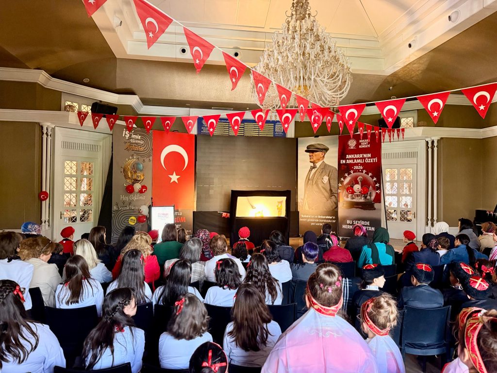 AKK’de 23 Nisan Ulusal Egemenlik Ve Çocuk Bayramı Eğlenceli Gösterilerle Kutlandı — fotoğraf 7