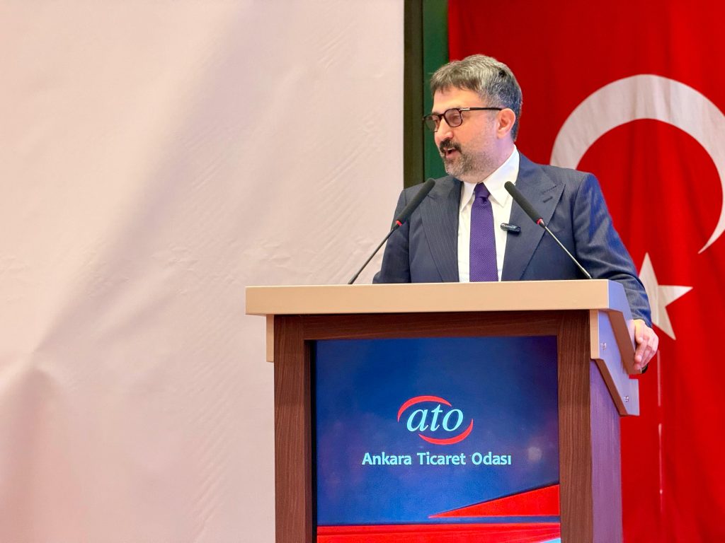 Akk Başkanı Halil İbrahim Yılmaz III. Optisyenler Sempozyumuna Katıldı — fotoğraf 13