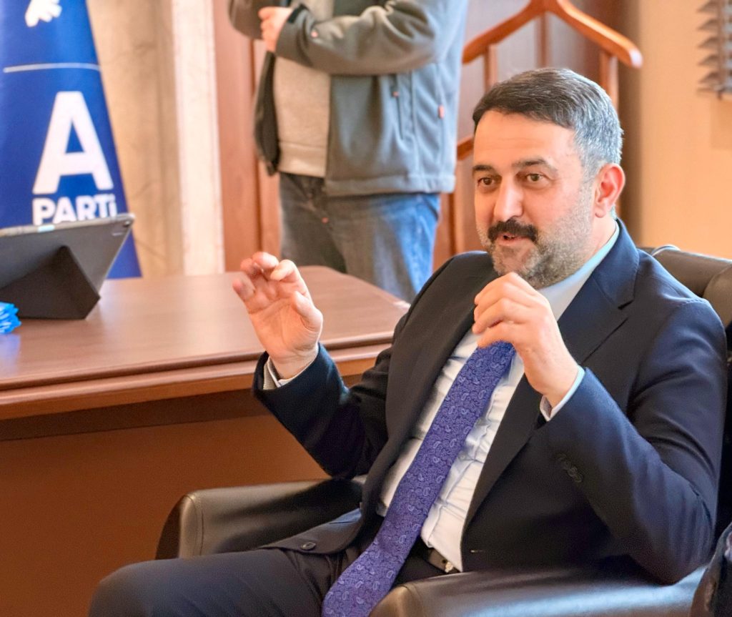 AKK Başkanı Halil İbrahim Yılmaz Anahtar Parti Genel Başkanı Yavuz Ağıralioğlu’nu Ziyaret Etti — fotoğraf 4