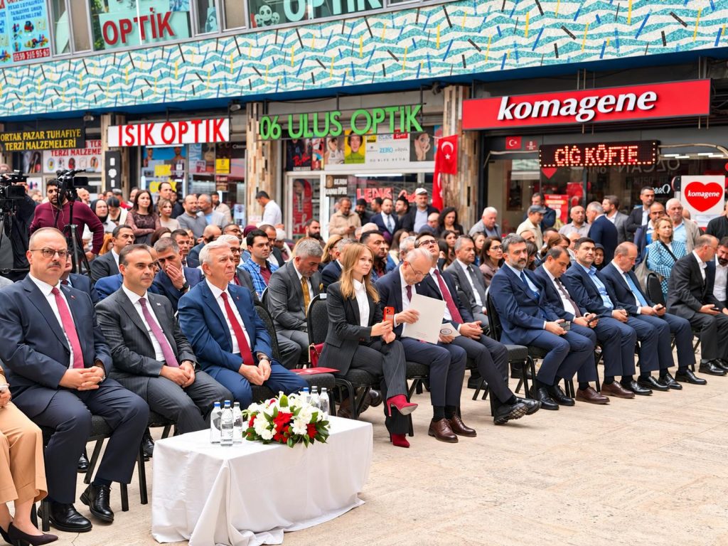 AKK BAŞKANI HALİL İBRAHİM YILMAZ ANKARA ECZACILIK TARİHİ SERGİ EVİ’NİN AÇILIŞINA KATILDI — fotoğraf 3
