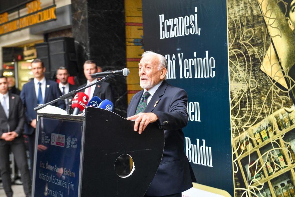 AKK BAŞKANI HALİL İBRAHİM YILMAZ ANKARA ECZACILIK TARİHİ SERGİ EVİ’NİN AÇILIŞINA KATILDI — fotoğraf 8