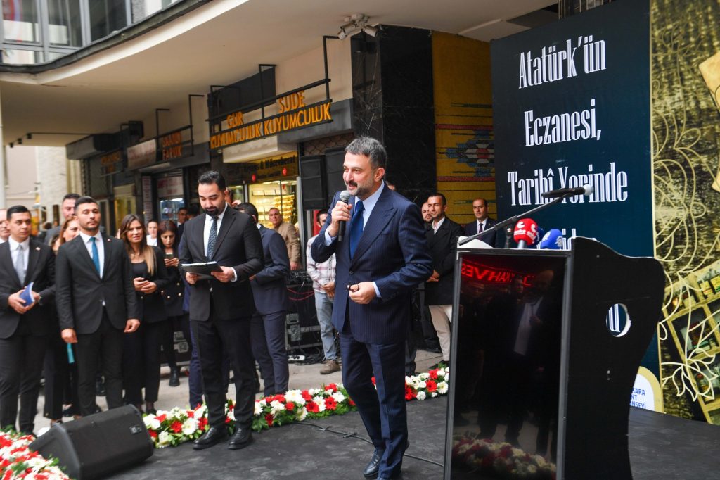 AKK BAŞKANI HALİL İBRAHİM YILMAZ ANKARA ECZACILIK TARİHİ SERGİ EVİ’NİN AÇILIŞINA KATILDI — fotoğraf 12