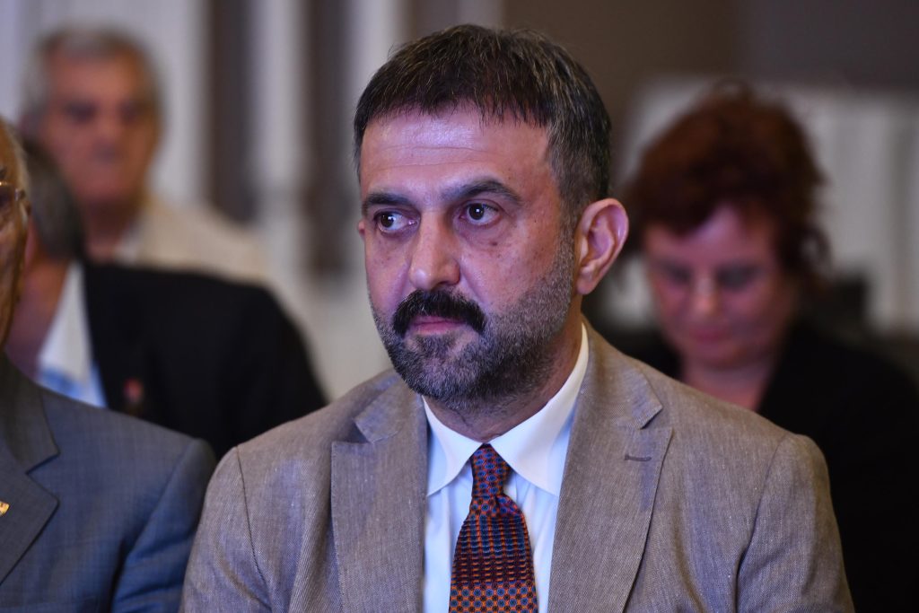 Demokrasi, Kentleşme ve Siyaset — fotoğraf 31