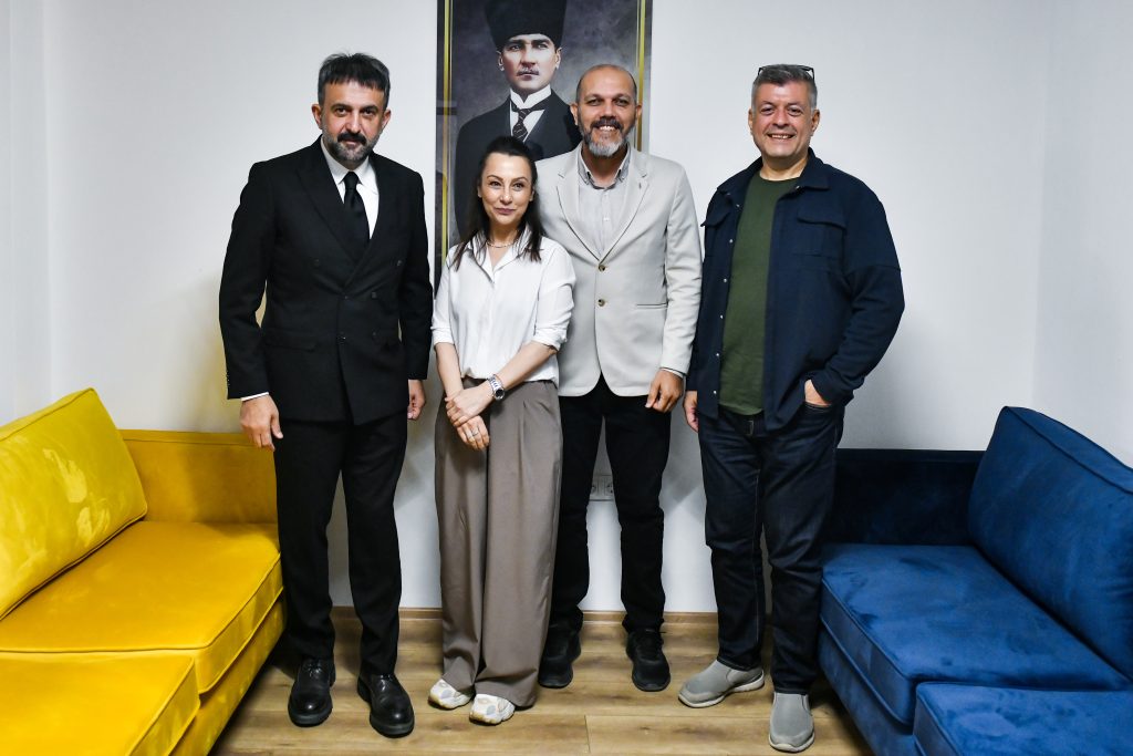 Şeridinde Kal Kampanyası Radyo Trafik Canlı Yayın — fotoğraf 19