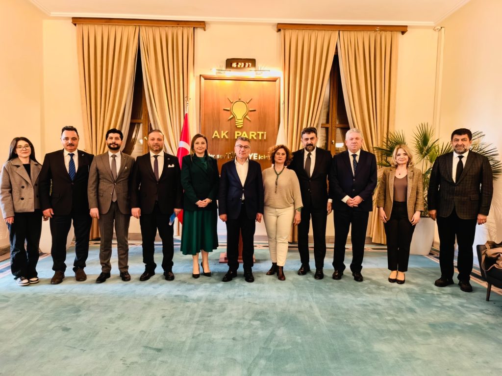 ANKARA KENT KONSEYİ BAŞKANI HALİL İBRAHİM YILMAZ AK PARTİ TBMM GRUP BAŞKANI ABDULLAH GÜLER’İ ZİYARET ETTİ — fotoğraf 5