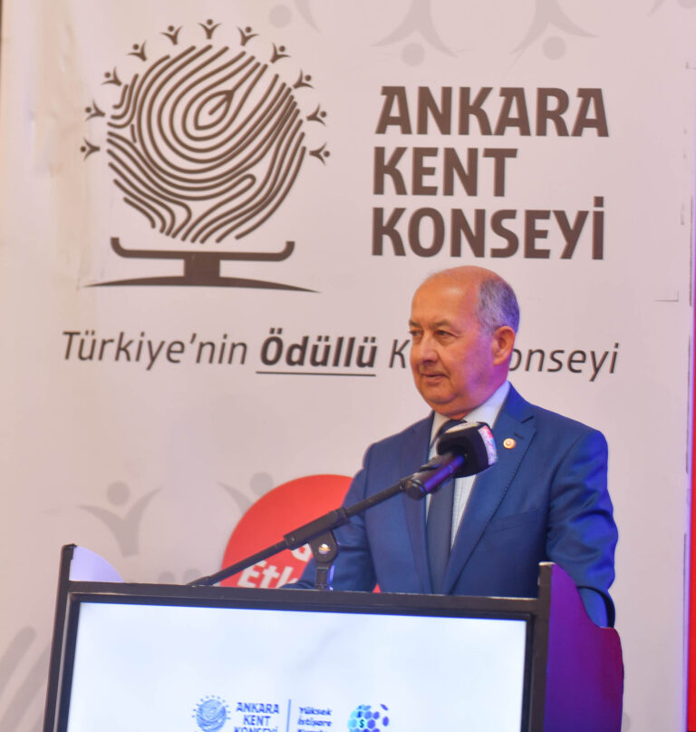Akk’de “Kurtuluşa Doğru: Başlangıç 16 Mayıs 1919” Paneli: “1919 Yılı Türk Tarihinin En Uzun Yılıydı” — fotoğraf 7