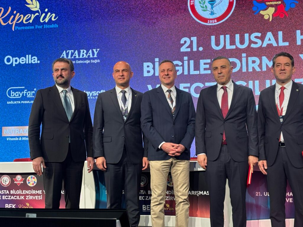 Ulusal Hasta Bilgilendirme Yarışması ve Eczacılık Zirvesi — fotoğraf 7