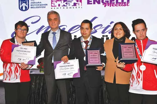 3 Aralık Dünya Engelliler Günü Engelleri Aşan Etkinlikler — Fotoğraf 4