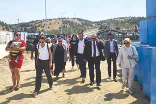 Çocuk Oyun Parklarından Çıkan Malzemeler Geri Dönüştürülürek Kulübeye Dönüştü — Fotoğraf 7